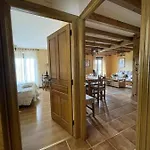 La Nava De Gredos Acogedor Piso Con Vistas شقة نافاريدوندا دي غريدوس