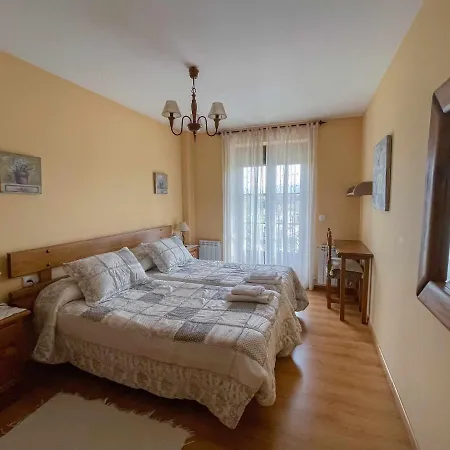 La Nava De Gredos Acogedor Piso Con Vistas