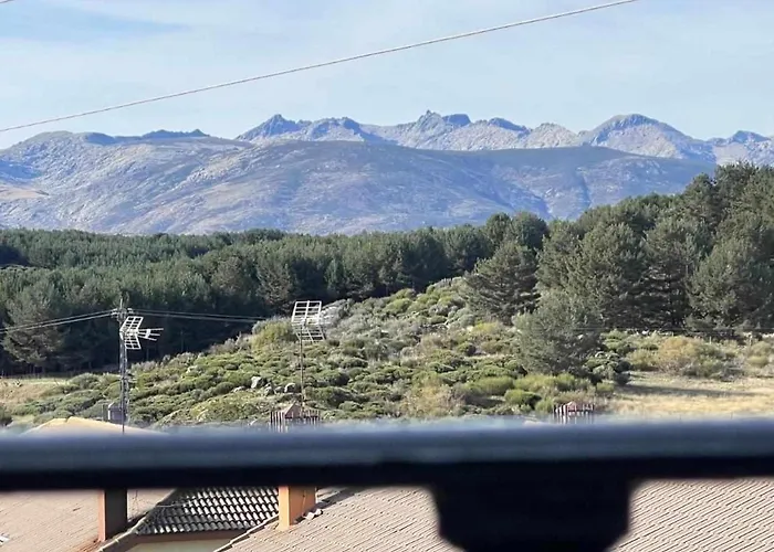 La Nava De Gredos Acogedor Piso Con Vistas Navarredonda de Gredos